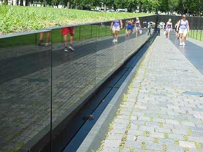 Vietnam War Memorial Washington DC Bus Tour Sightseeing Attractions